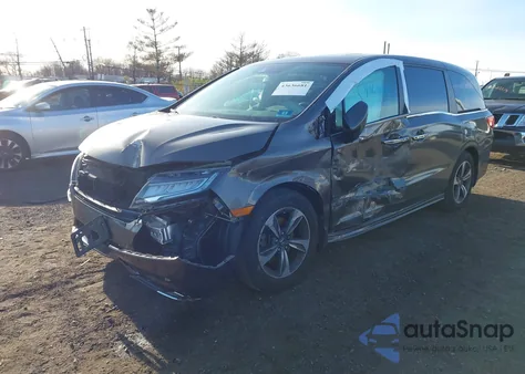 2018 Honda Odyssey Touring from USA, damaged, VIN 5FNRL6H8XJB066893